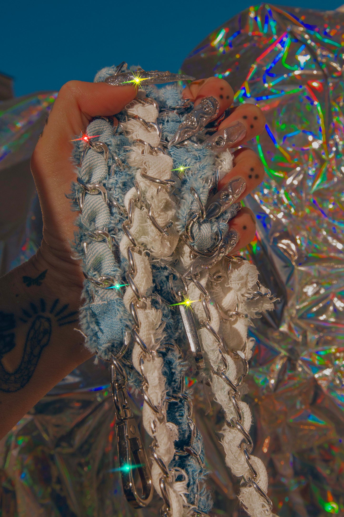 Hippie Fly Bucket Hat